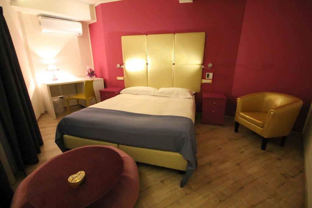 Tango Hotel Rom Værelse billede